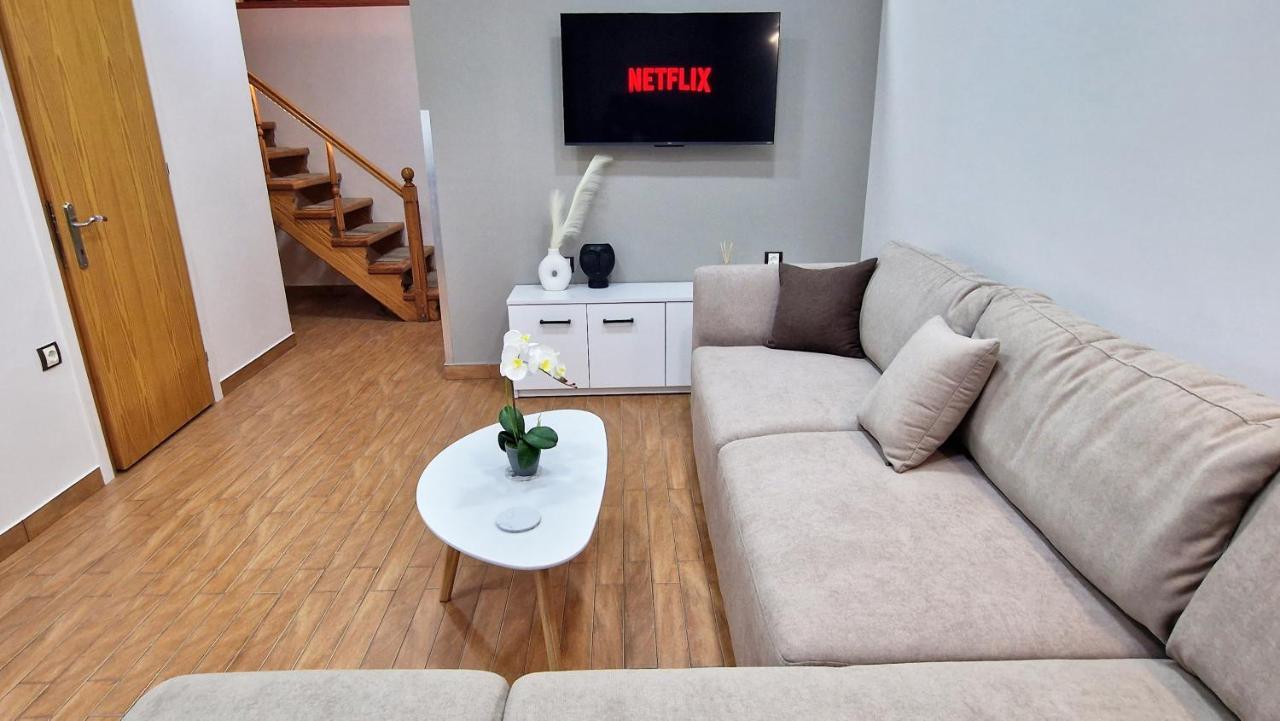 Pg Luxury Apartment Kavala Bagian luar foto