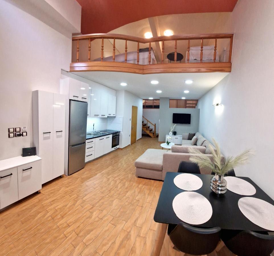 Pg Luxury Apartment Kavala Bagian luar foto