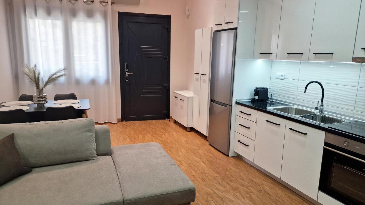 Pg Luxury Apartment Kavala Bagian luar foto