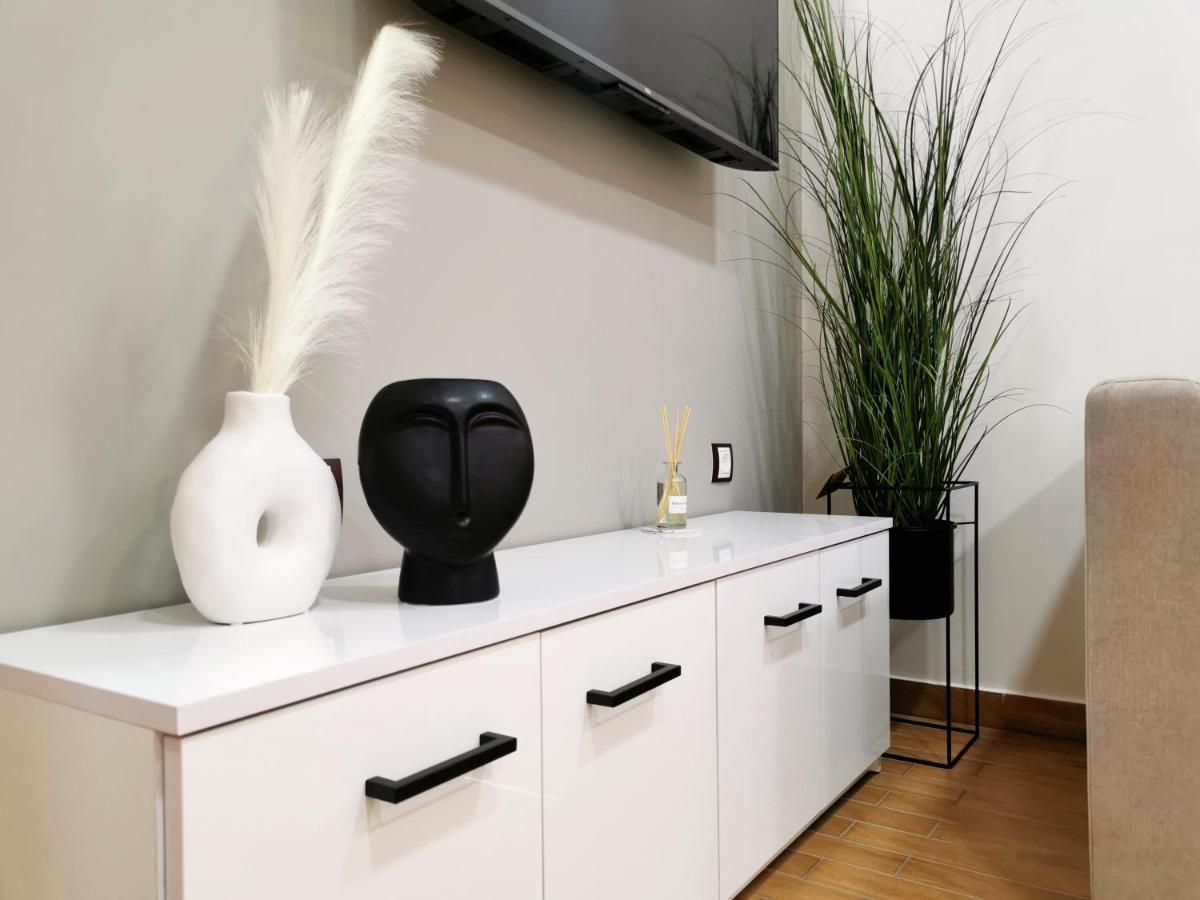 Pg Luxury Apartment Kavala Bagian luar foto